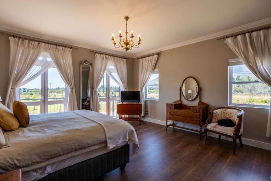 5 Bedroom Property for Sale in Val De Vie Estate Western Cape